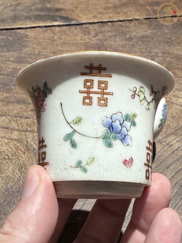 古玩陶瓷粉彩渣斗真品鑒賞圖