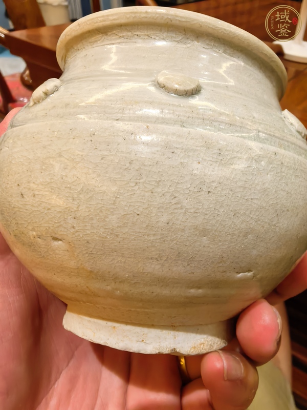 古玩陶瓷青白釉鼓釘紋罐真品鑒賞圖