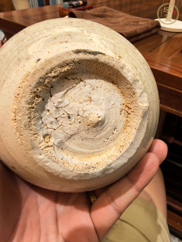 古玩陶瓷青白釉鼓釘紋罐真品鑒賞圖