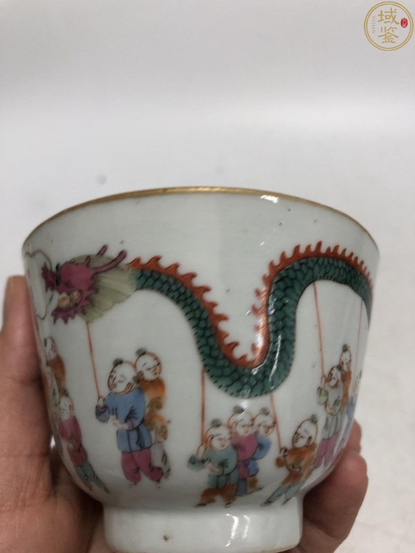 古玩陶瓷清晚·粉彩百子鬧春紋杯拍賣，當前價格3500元