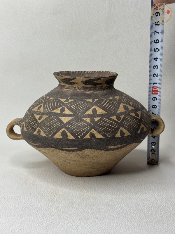 古玩馬廠·網(wǎng)格棱形紋雙耳罐真品鑒賞圖