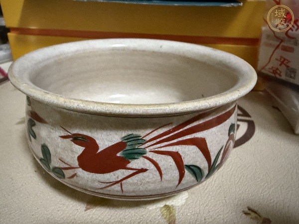 古玩紅綠彩花鳥紋香爐真品鑒賞圖