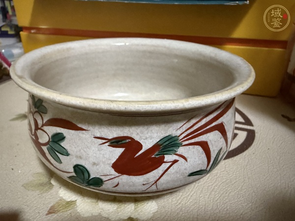 古玩陶瓷紅綠彩花鳥紋香爐真品鑒賞圖