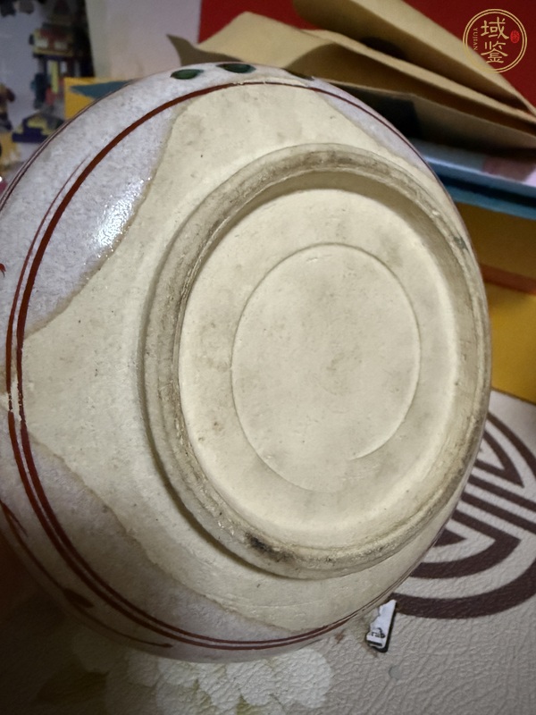 古玩陶瓷紅綠彩花鳥紋香爐真品鑒賞圖