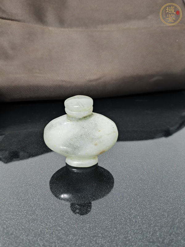 古玩玉器料器鼻煙壺真品鑒賞圖