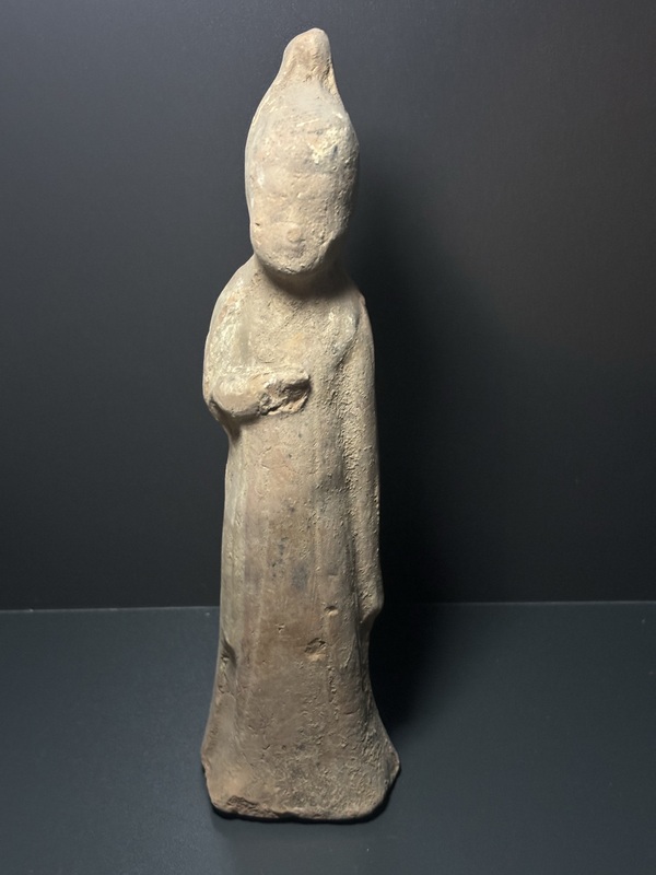古玩轉(zhuǎn)賣唐·女俑拍賣，當(dāng)前價(jià)格7888元