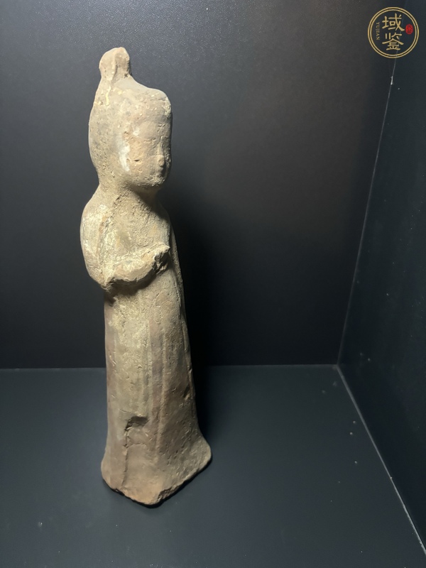 古玩陶瓷唐·女俑真品鑒賞圖