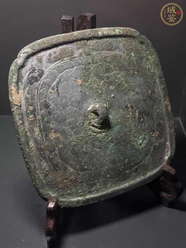 古玩銅器五代·團紋方鏡真品鑒賞圖