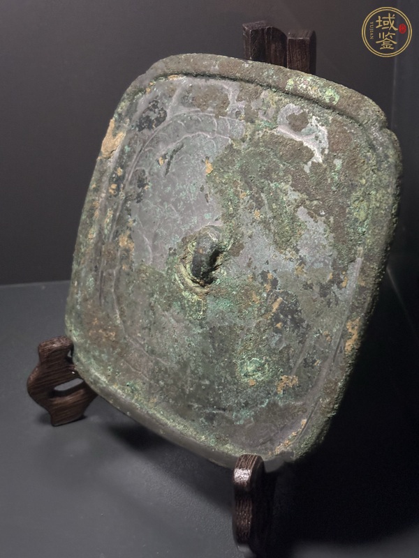 古玩銅器五代·團紋方鏡真品鑒賞圖