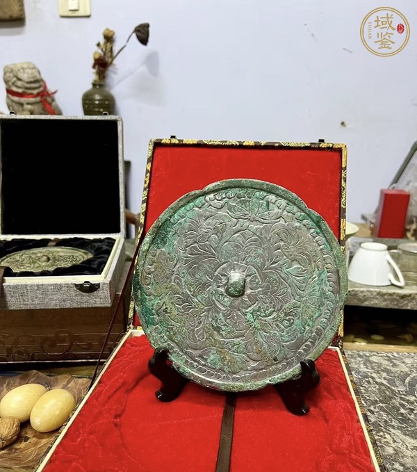 古玩銅器唐·蝶戀花鏡真品鑒賞圖