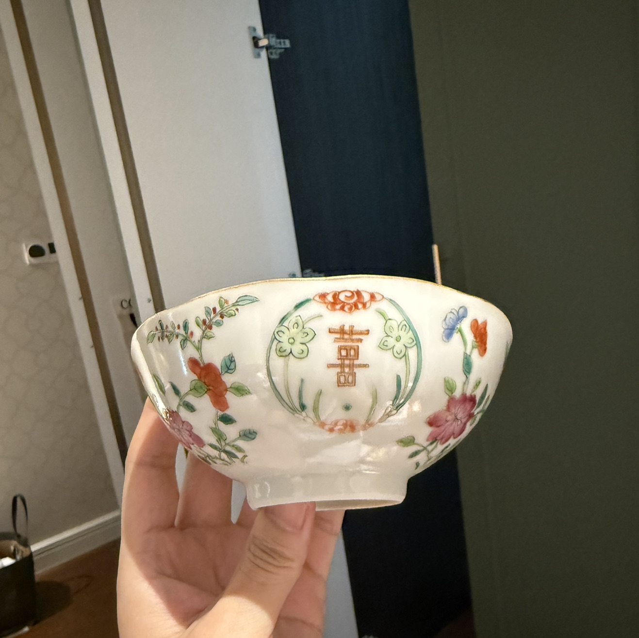 域鑒龍金瞳的店鋪