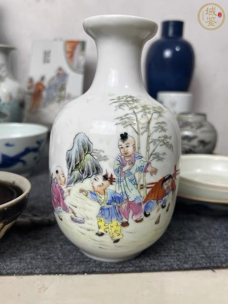 域鑒景德鎮(zhèn)古瓷的店鋪