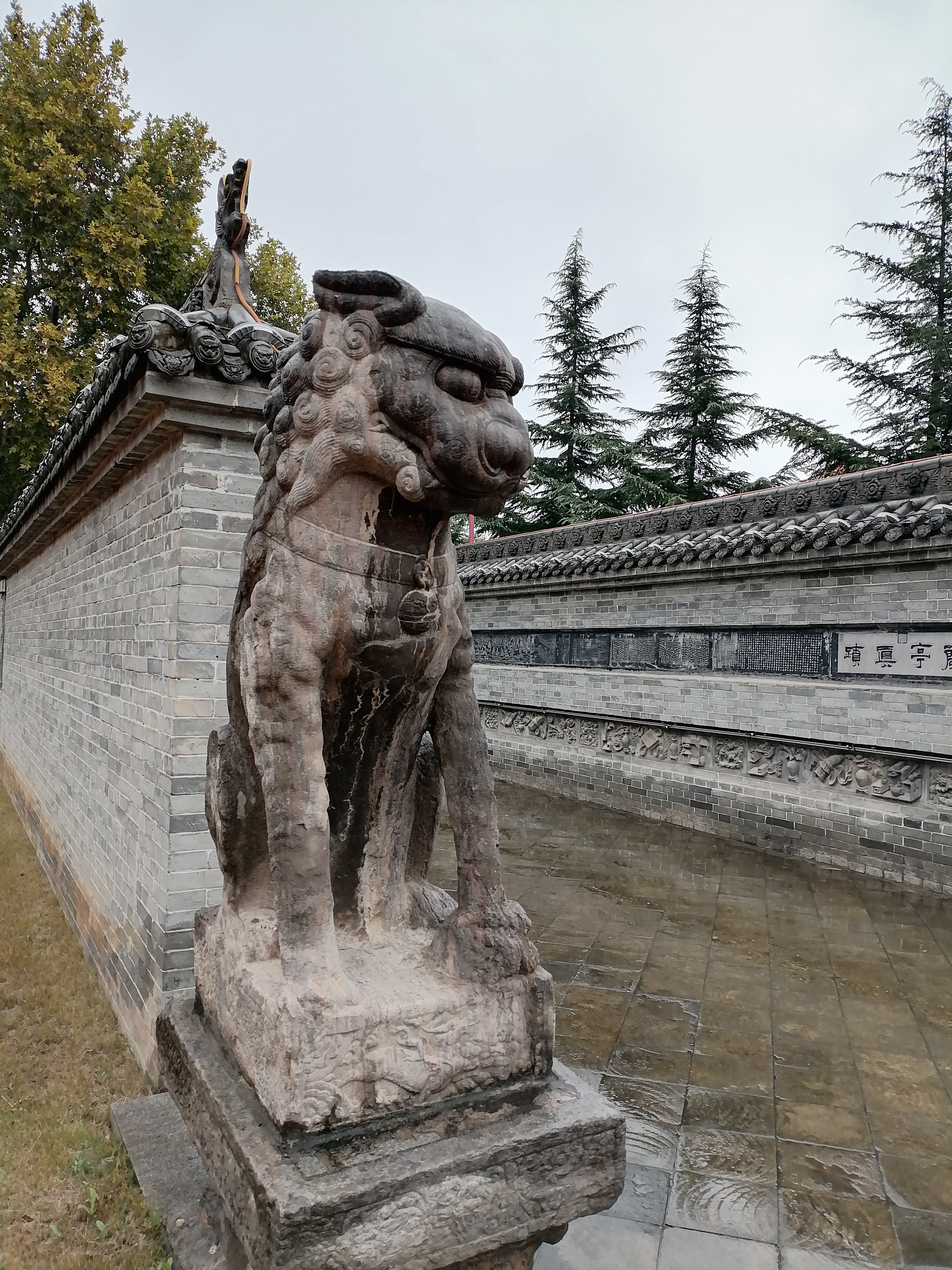 域鑒古董帝的店鋪